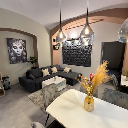 Apartments Adamas Целе Экстерьер фото