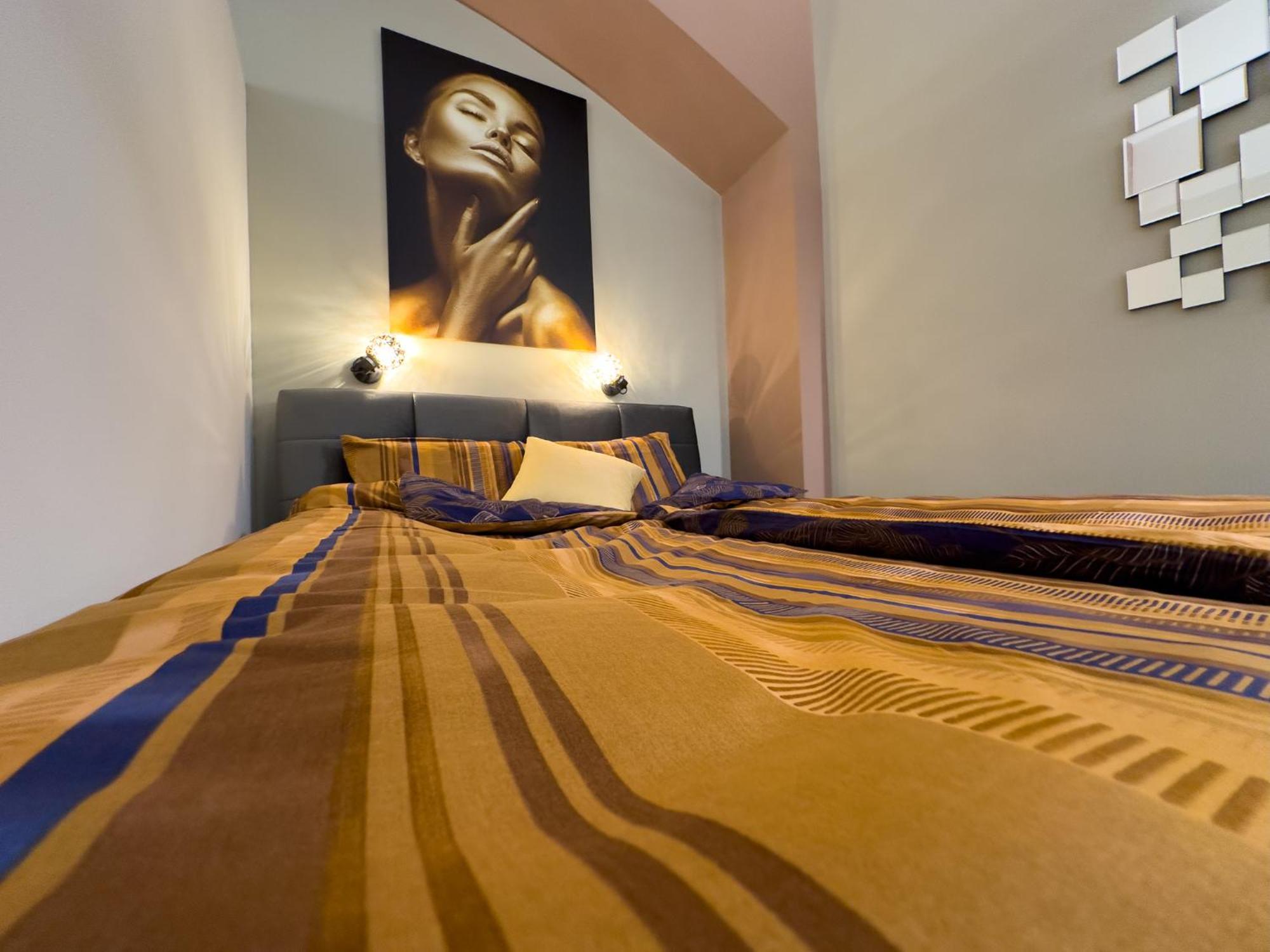 Apartments Adamas Целе Экстерьер фото